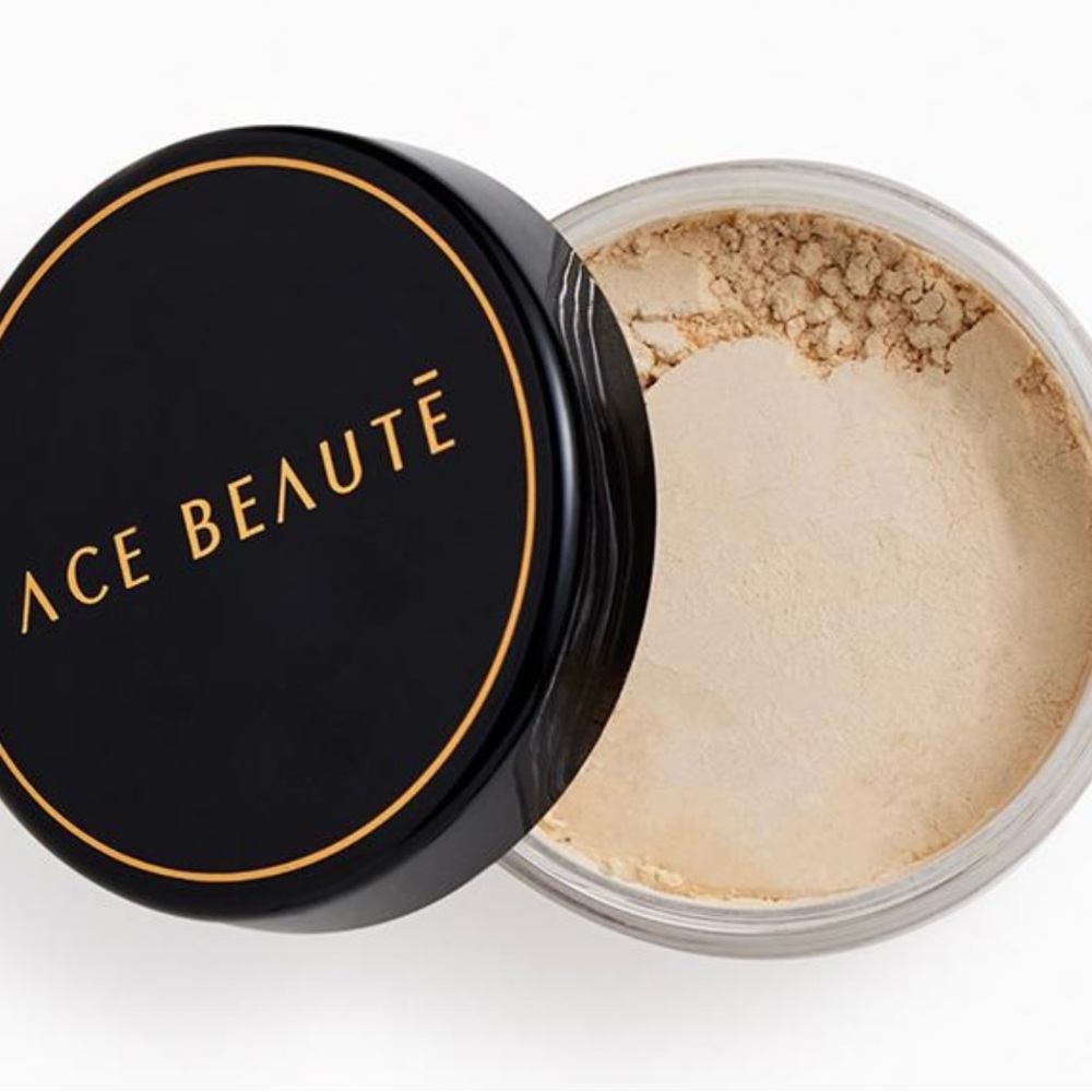 Loose Setting Powder ( shade Fair )